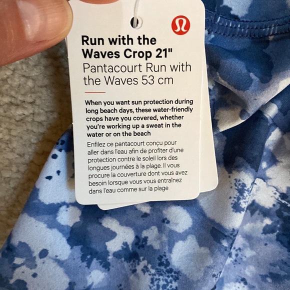 Brand new Rare Lululemon Run With The Waves Crops 21” - Picture 4 of 6